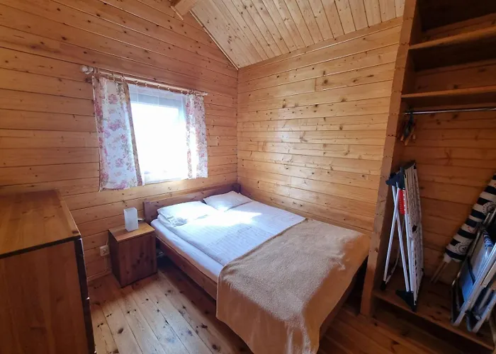 Letniskowe Krakus ロッジ ルシノボ