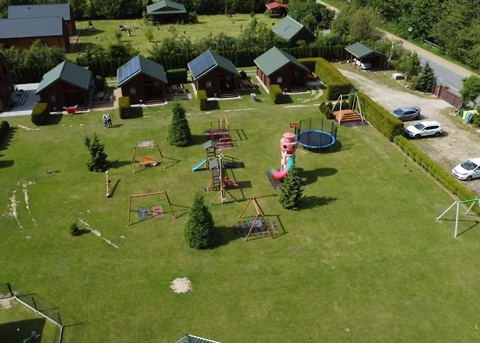 ロッジ Letniskowe Krakus ルシノボ